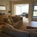 Hunter Lodges By Celtic Manor