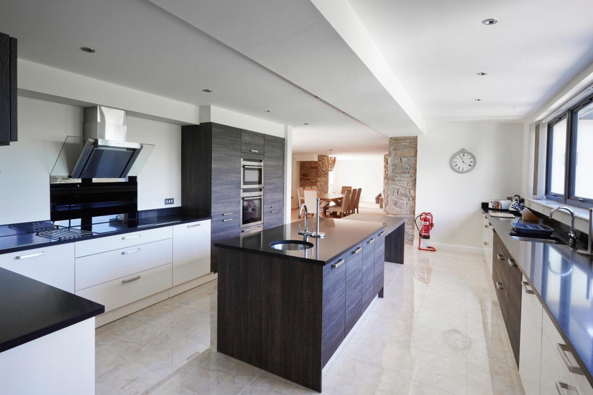 Hunter By Celtic Manor Resort *