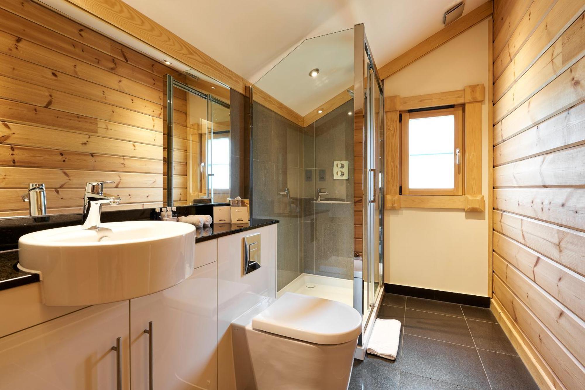Hunter By Celtic Manor Newport (Gwent)